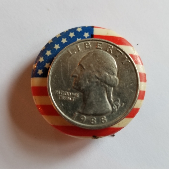 Relisted - Vintage American Flag button pin brooch patriotic badge usa - Picture 4 of 5